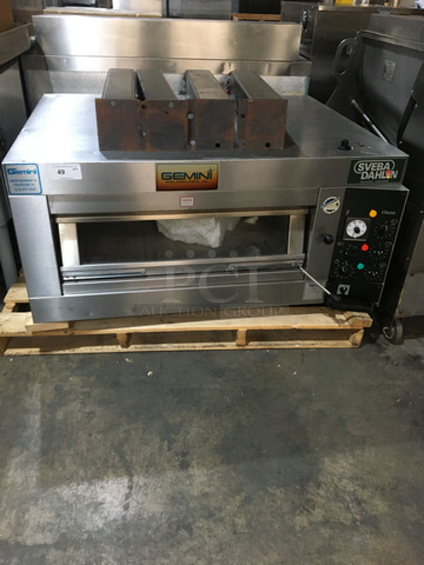 WOW! Sveba Dahlin Electric Powered Single Deck Baking/Pizza Oven! All Stainless Steel! Model DC12DD Serial M2049111/0313! 208/230/115V! On Commercial Casters!
 - Image 1 of 5