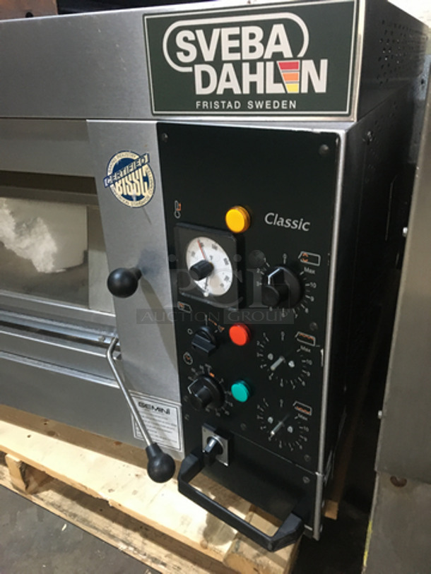 WOW! Sveba Dahlin Electric Powered Single Deck Baking/Pizza Oven! All Stainless Steel! Model DC12DD Serial M2049111/0313! 208/230/115V! On Commercial Casters!
 - Image 3 of 5