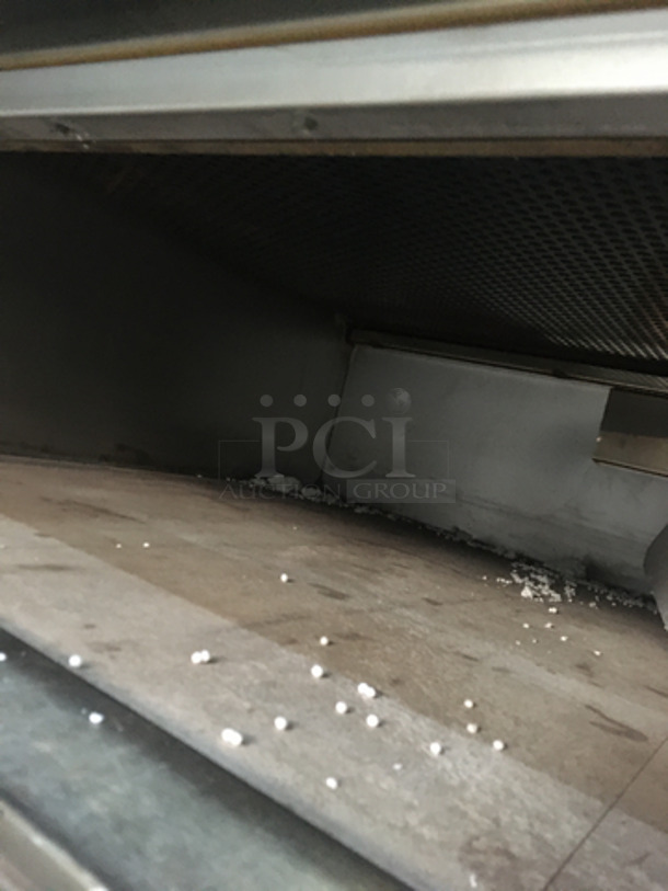 WOW! Sveba Dahlin Electric Powered Single Deck Baking/Pizza Oven! All Stainless Steel! Model DC12DD Serial M2049111/0313! 208/230/115V! On Commercial Casters!
 - Image 4 of 5