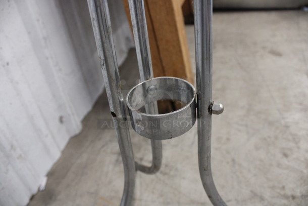 Metal Champagne Bucket on Metal Stand. Missing 1 Screw. 11x11x31 - Image 4 of 4