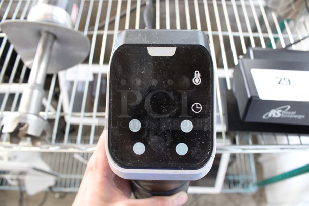 Banne Sous Vide Model CTO5OP107W Metal Immersion Blender. 4x3x15. Tested and Powers On But Displays Error - Image 3 of 5