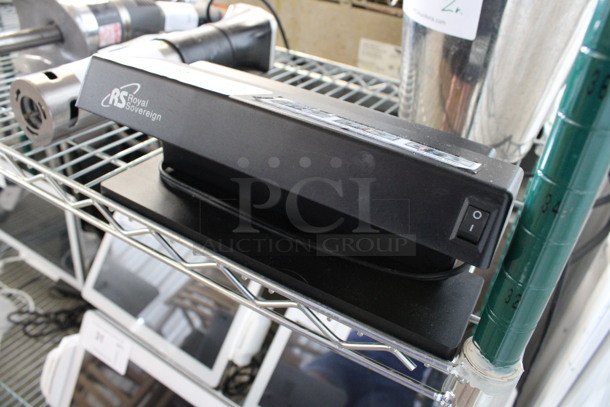 Royal Sovereign Model RCD-1000 Countertop Counterfeit Detector. 110 Volts, 1 Phase. 11x5x4 - Image 3 of 4
