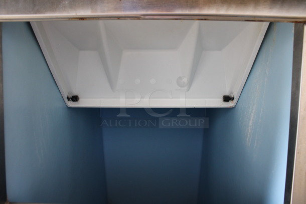 Hoshizaki Model KM-320MAH Stainless Steel Commercial Air Cooled Ice Machine Head on Hoshizaki Model B-300PF Stainless Steel Commercial Bin. 115-120 Volts, 1 Phase. 22x34x77 - Image 6 of 10