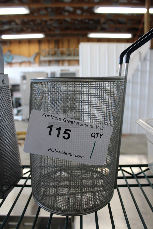 Metal Basket. 10x5.5x11.5 - Image 3 of 3