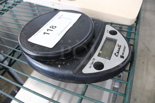 San Jamar Model SCDGP11BK Escali Poly Countertop Food Portioning Scale. Missing Weigh Plate. Missing Battery. 6.5x8x1.5 - Image 2 of 4