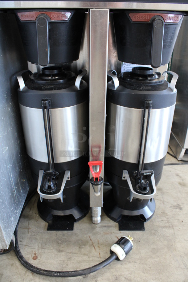Curtis Model TP2T10A3159 Stainless Steel Commercial Countertop Dual Coffee Machine w/ Hot Water Dispenser, 2 Stainless Steel Servers and 2 Poly Brew Baskets. 220 Volts, 1 Phase. 20x18x35.5 - Image 4 of 8