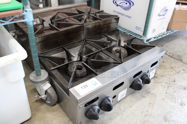 WOW! Vulcan Model VHP424U-1 Stainless Steel Commercial Countertop Natural Gas Powered 2 Tier 4 Burner Range. 120,000 BTU. 24x31x13 - Image 3 of 7