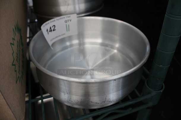 11 Metal Round Baking Pans. 8x8x3. 11 Times Your Bid! - Image 2 of 3