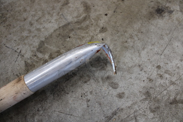 Metal Bubble Popper w/ Wooden Handle. 38" - Image 3 of 3