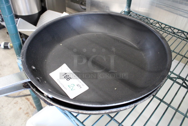 2 Metal Skillets. Includes 26x14.5x2. 2 Times Your Bid! - Image 2 of 3