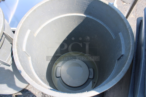Gray Poly Trash Can on Dolly. 26x23x33 - Image 2 of 3