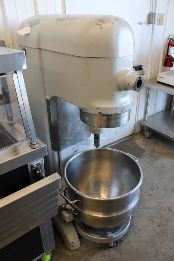 STUNNING! Hobart Model H600T Metal Commercial Floor Style 60 Quart Planetary Mixer w/ Stainless Steel Mixing Bowl and Bowl Dolly. 208 Volts, 3 Phase. 30x40x56 Tested and Working! - Image 7 of 8