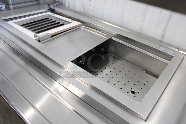 Stainless Steel Commercial Buffet Table w/ Sneeze Guard and Tray Slide on Commercial Casters. 115 Volts, 1 Phase. 72x51x57. Tested and Working! - Image 3 of 6