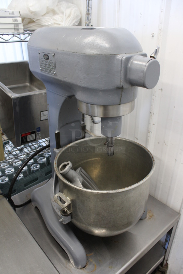 Hobart Model A-200 Metal Commercial Countertop 20 Quart Planetary Mixer w/ Stainless Steel Mixing Bowl and Paddle Attachment on Stainless Steel Equipment Stand. 115 Volts, 1 Phase. 18x23x30, 24x24x21. Tested and Working! - Image 3 of 7