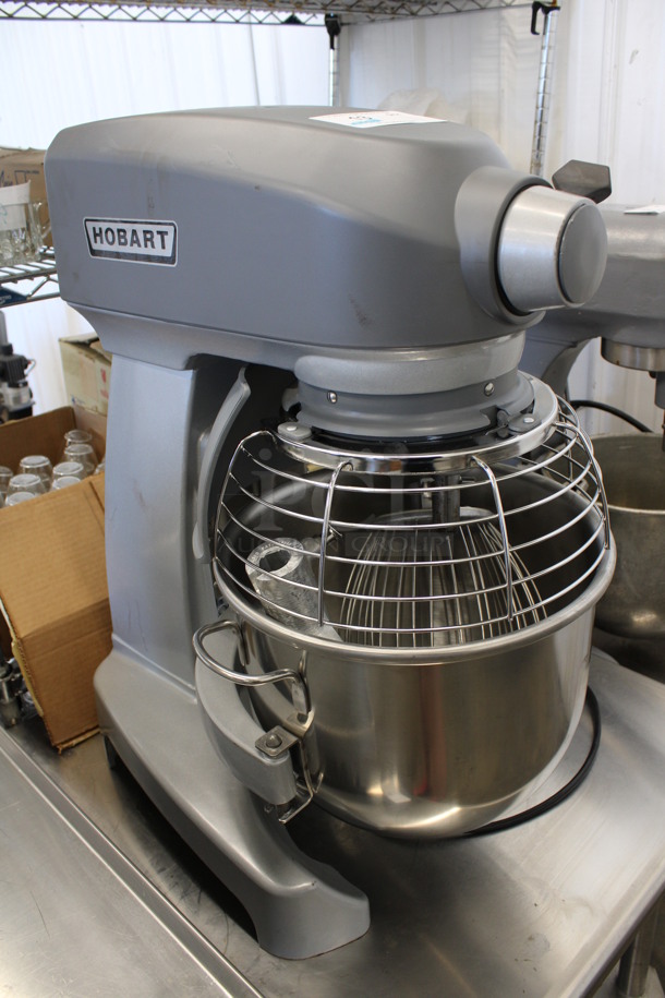 WOW! Hobart Legacy Model HL200 Metal Commercial 20 Quart Planetary Mixer w/ Stainless Steel Mixing Bowl, Bowl Guard, Whisk and Paddle Attachments. 100-120 Volts, 1 Phase. 16x25x29. Tested and Working! - Image 9 of 10