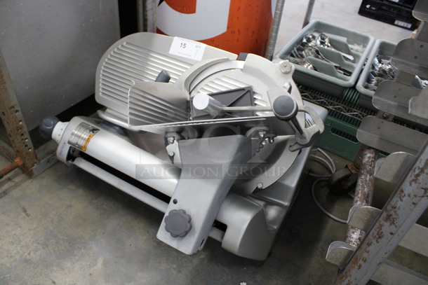 BEAUTIFUL! Hobart Model 3913 Metal Commercial Countertop Automatic Meat Slicer. 120 Volts, 1 Phase. 32x27x25. Tested and Working! - Image 3 of 7