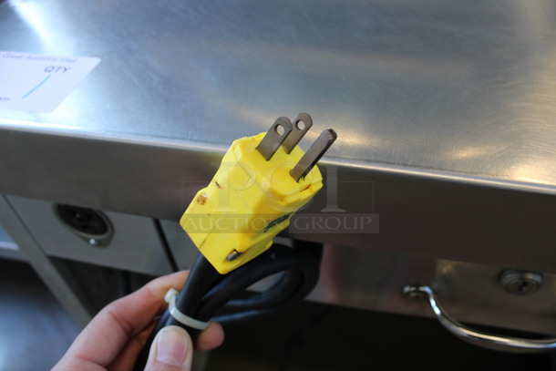Servolift Eastern Model 503-1R Stainless Steel Commercial Cashier's Station on Commercial Casters. Drawer Is Locked. 120 Volts, 1 Phase. 28.5x24.5x36. Tested and Working! - Image 7 of 8