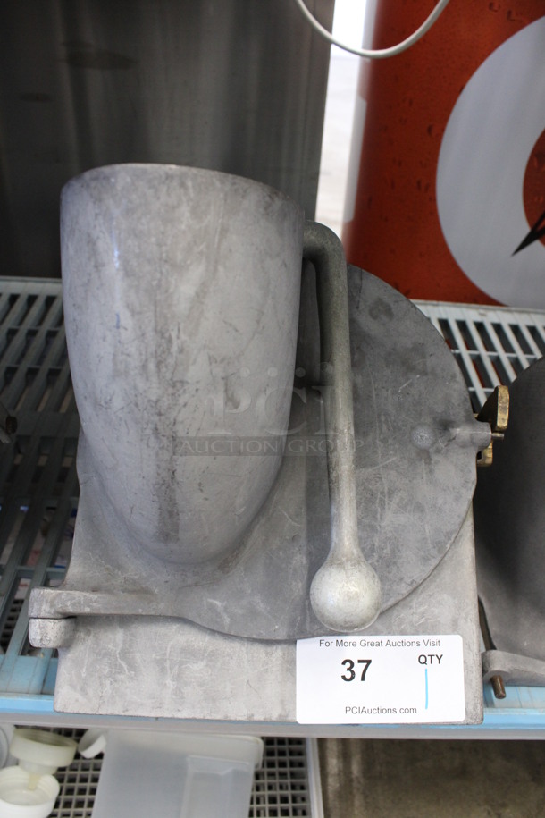 Metal Commercial Pelican Head w/ S Blade. 11x16x15 - Image 2 of 4