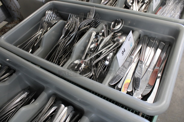 ALL ONE MONEY! Lot of Metal Forks, Spoons and Knives in Gray 4 Compartment Silverware Caddy. 11.5x20.5x3.5 - Image 4 of 4