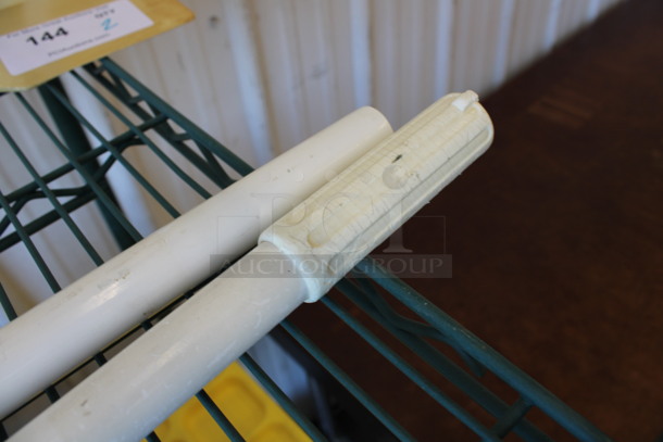 2 Poly Mixing Paddles. 4.5x1x40. 2 Times Your Bid! - Image 3 of 3