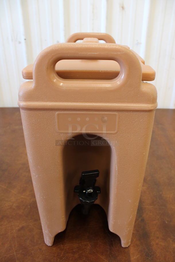 Cambro Model 250LCD Tan Poly Insulated Beverage Holder Dispenser. 9x17x18