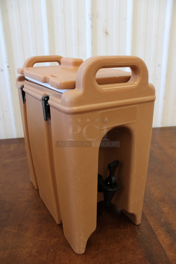 Cambro Model 250LCD Tan Poly Insulated Beverage Holder Dispenser. 9x17x18 - Image 3 of 8