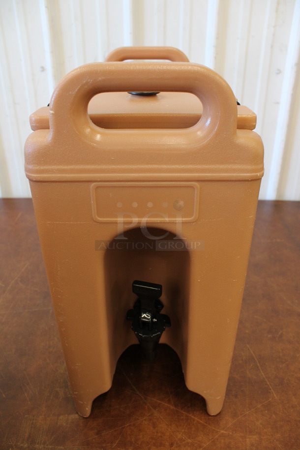 Cambro Model 250LCD Tan Poly Insulated Beverage Holder Dispenser. 9x17x18 - Image 1 of 7