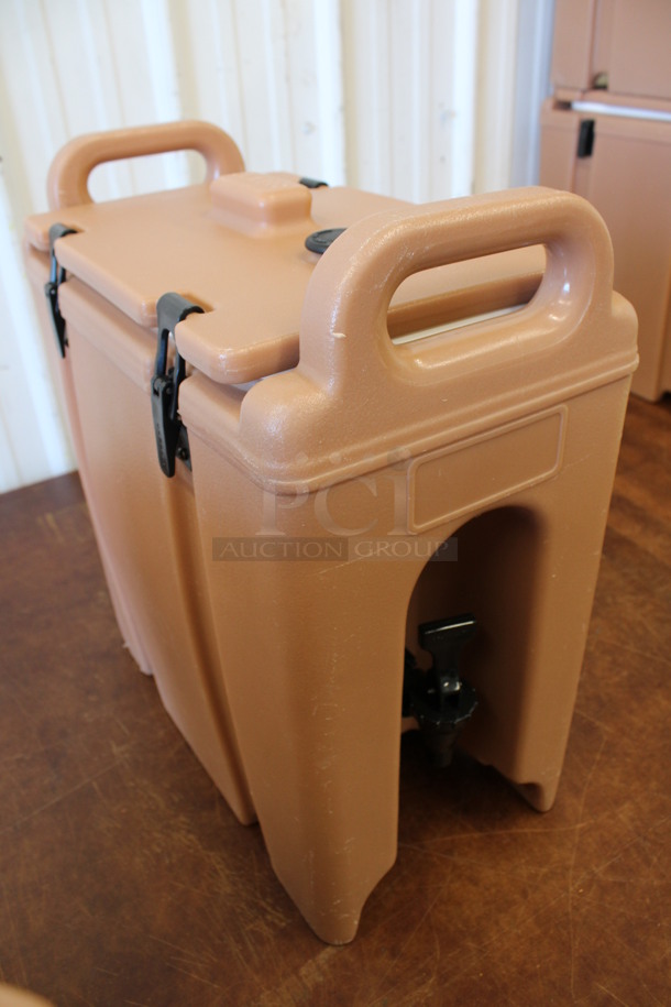 Cambro Model 250LCD Tan Poly Insulated Beverage Holder Dispenser. 9x17x18 - Image 3 of 7