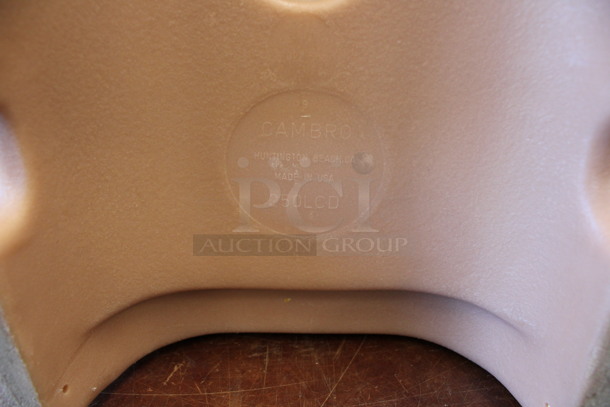 Cambro Model 250LCD Tan Poly Insulated Beverage Holder Dispenser. 9x17x18 - Image 5 of 7