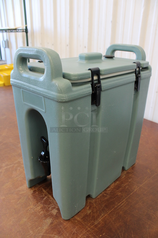 Cambro Model 250LCD Green Poly Insulated Beverage Holder Dispenser. 9x17x18 - Image 2 of 7