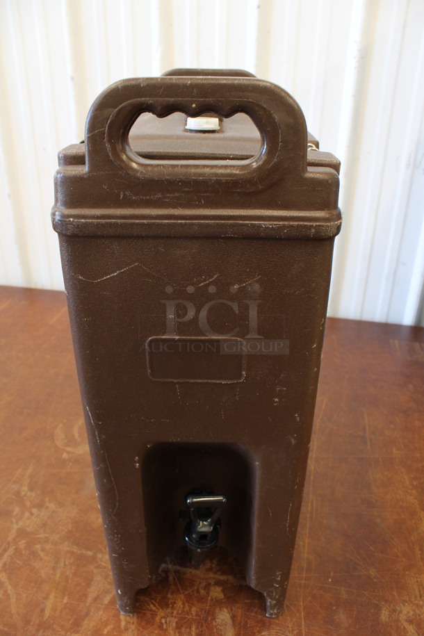 Carlisle Model NLD500 Brown Poly Insulated Beverage Holder Dispenser. 9x16.5x24 - Image 1 of 8