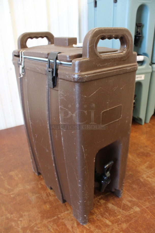 Carlisle Model NLD500 Brown Poly Insulated Beverage Holder Dispenser. 9x16.5x24 - Image 3 of 8