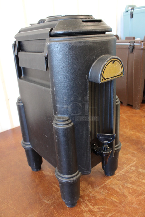 Cambro Model CSR5 Black Poly Insulated Beverage Holder Dispenser. 13x19x27 - Image 3 of 7