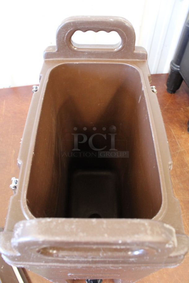 Carlisle Model NLD500 Brown Poly Insulated Beverage Holder Dispenser. 9x16.5x24 - Image 6 of 7