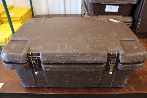 Carlisle Model NPC180 Brown Poly Insulated Food Carrying Case. 25x16x10.5