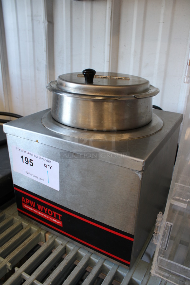 APW Wyott Model W-4B Stainless Steel Commercial Countertop Food Warmer w/ Insert and Lid. 120 Volts, 1 Phase. 9.5x9.5x11. Tested and Working! - Image 2 of 4