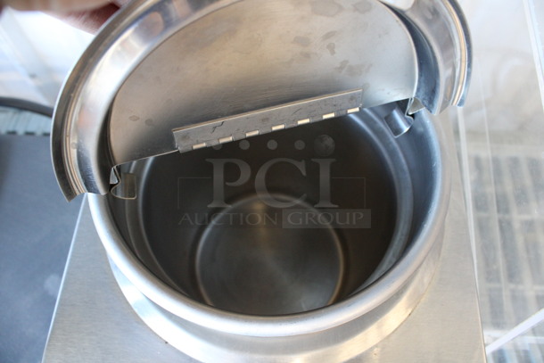 APW Wyott Model W-4B Stainless Steel Commercial Countertop Food Warmer w/ Insert and Lid. 120 Volts, 1 Phase. 9.5x9.5x11. Tested and Working! - Image 3 of 4