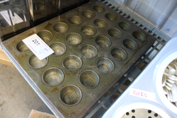 4 Metal 24 Cup Muffin Baking Pans. 13x18x2. 4 Times Your Bid! - Image 2 of 2