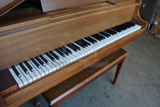 Wurlitzer Wooden Grand Piano w/ Bench. 56x58x61 - Image 4 of 9