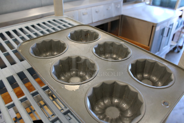 2 Various Metal Muffin Baking Pans. 8x10x1, 9.5x14x2. 2 Times Your Bid! - Image 3 of 3