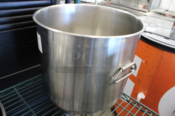 Metal Stock Pot. 13x13x11 - Image 2 of 3