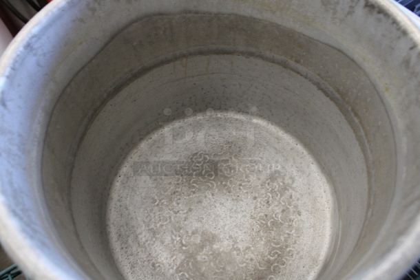 Metal Stock Pot. 16x13x11 - Image 3 of 3