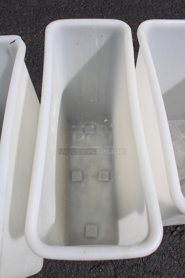 White Poly Ingredient Bin on Commercial Casters. 11.5x29.5x27.5 - Image 2 of 3