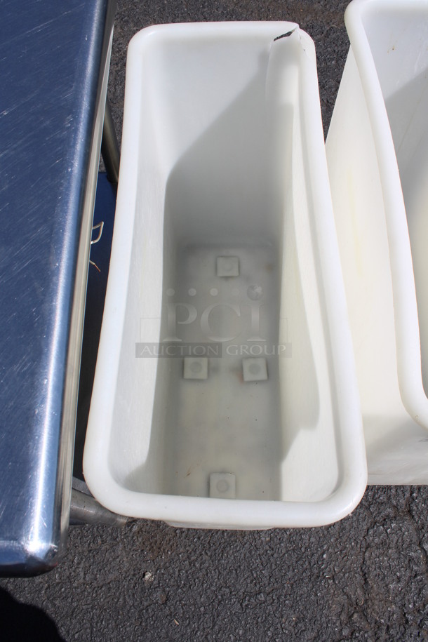 White Poly Ingredient Bin on Commercial Casters. 11.5x29.5x27.5 - Image 3 of 4