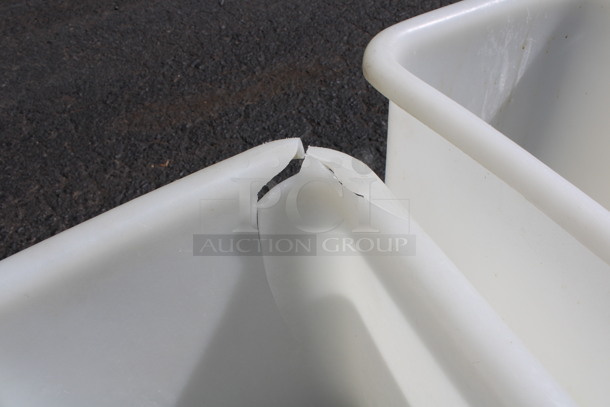 White Poly Ingredient Bin on Commercial Casters. 11.5x29.5x27.5 - Image 4 of 4