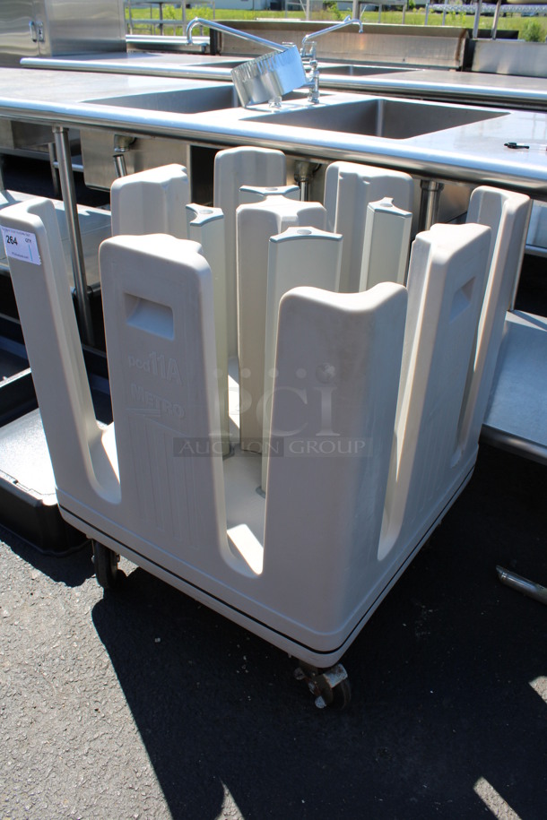Metro Gray Poly Dish Caddy Dolly on Commercial Casters. 27x27x32 - Image 3 of 3