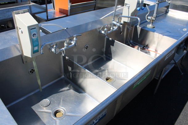 Stainless Steel Commercial 3 Bay Sink w/ Dual Drainboards, Faucets, Handles and Spray Nozzle Attachment. 169x30x42. Bays 24x26x10 - Image 3 of 8