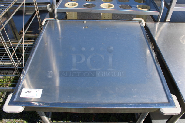 Stainless Steel Commercial Table on Commercial Casters. 32x32x28 - Image 3 of 3