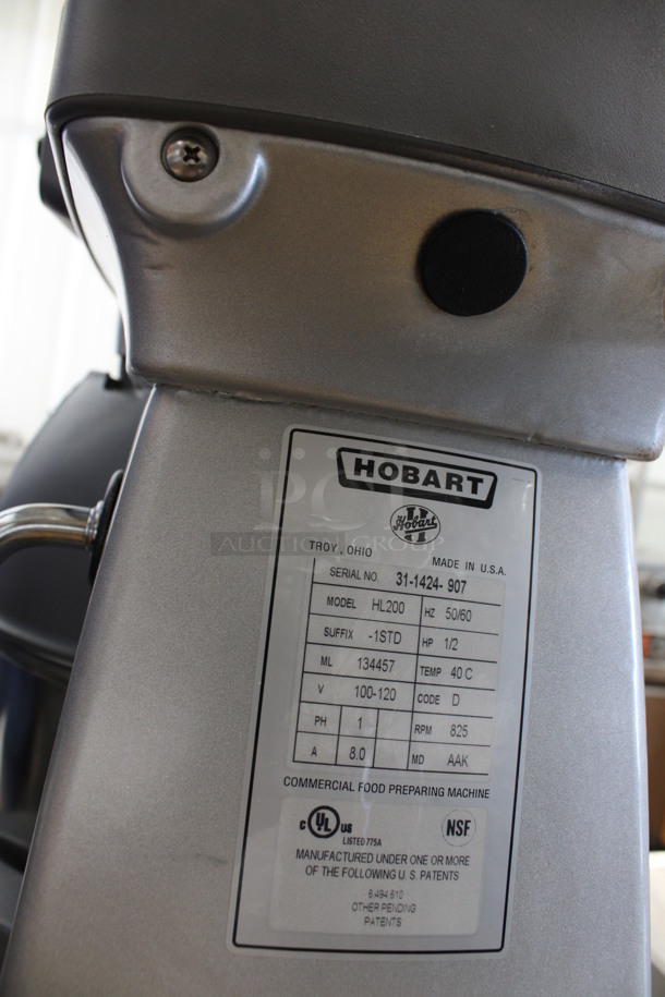 WOW! Hobart Legacy Model HL200 Metal Commercial 20 Quart Planetary Mixer w/ Stainless Steel Mixing Bowl, Bowl Guard, Whisk and Paddle Attachments. 100-120 Volts, 1 Phase. 16x25x29. Tested and Working! - Image 10 of 10