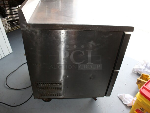 TurboAir 2 Drawer Make Table on commercial casters Model# TWR-28SD-D2, 115V 60Hz 6.6amp - Image 5 of 6
